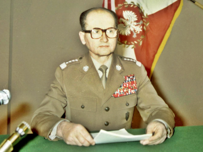 Gen. Wojciech Jaruzelski ogłasza stan wojenny przed...